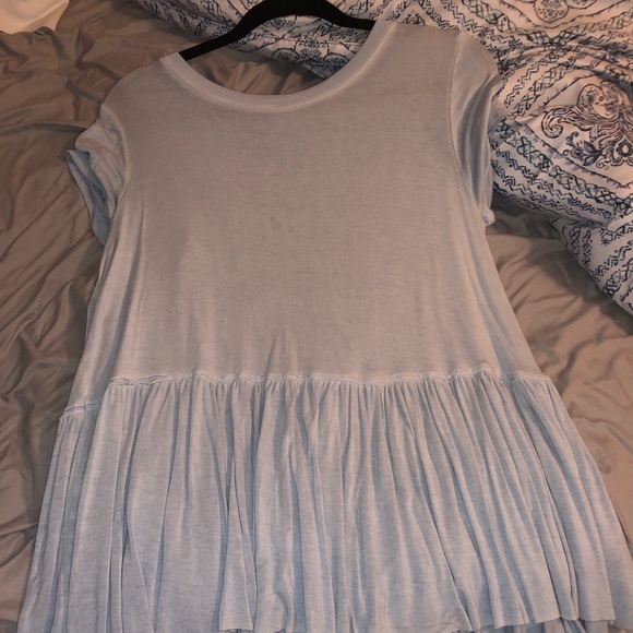 Blue top - Picture 1 of 3